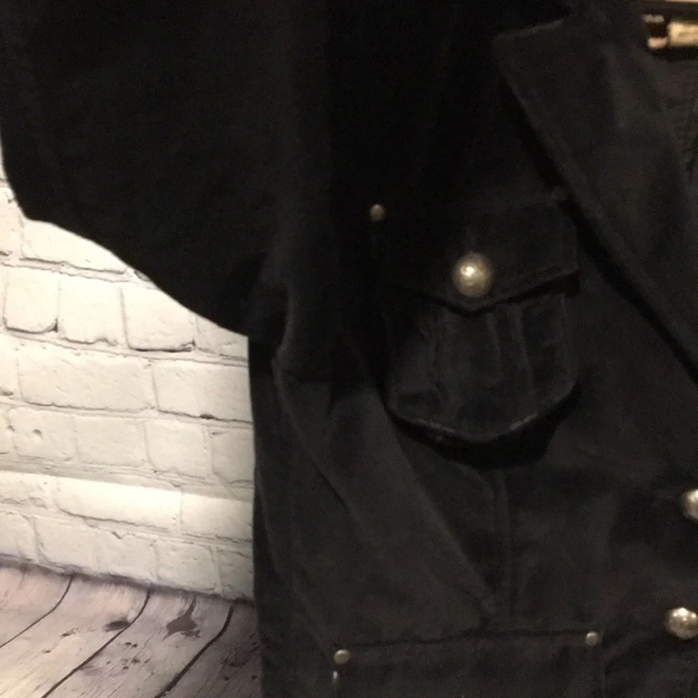 BB Dakota velvet black military jacket with fleur-de-lis‘s buttons